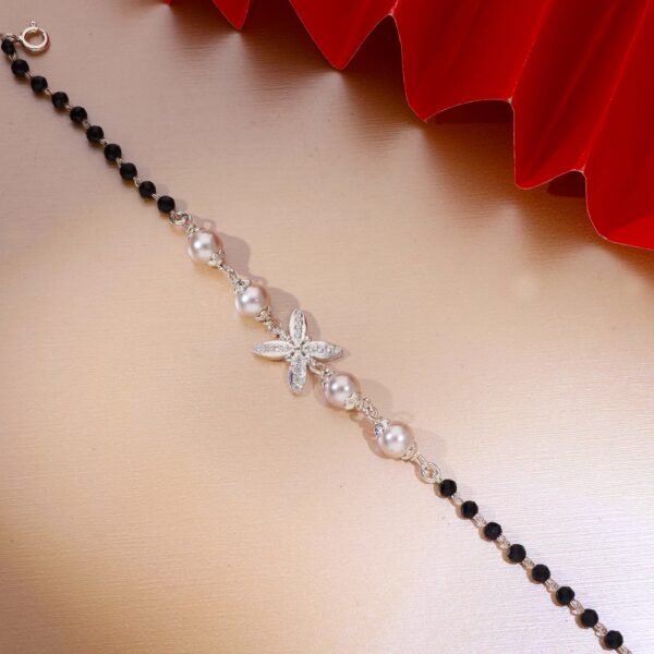 Celeste Pearl Bracelet - Image 6