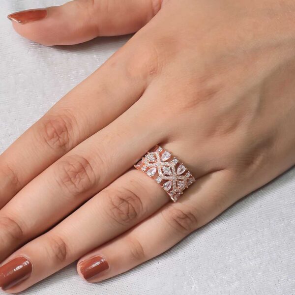 Misty Muse Rosegold Ring
