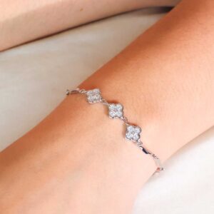 Clover Daze Bracelet