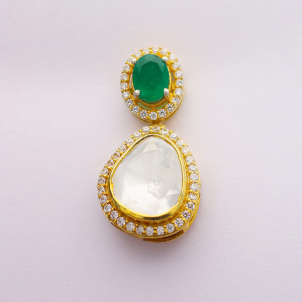 Heer Glow Kundan Earrings - Image 3