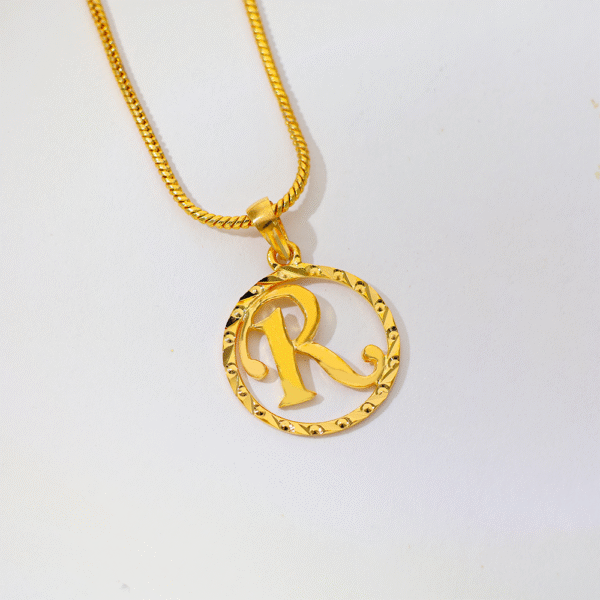 Riwaayat – Regal R Pendant
