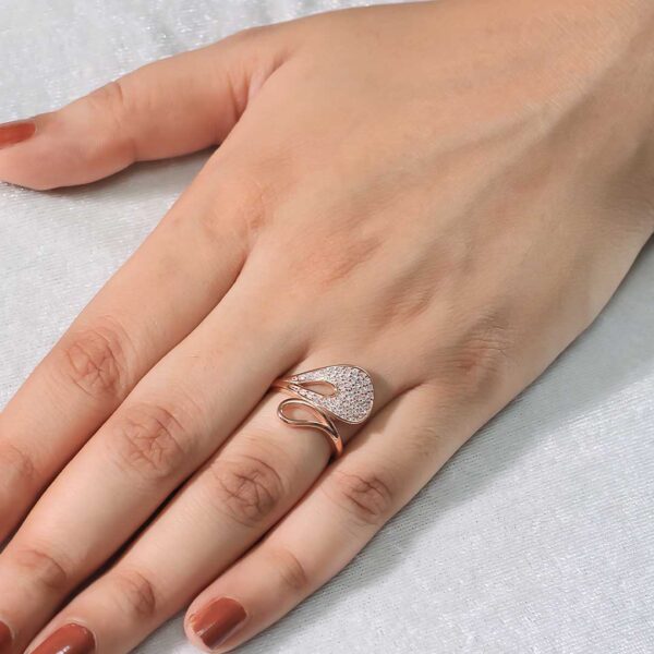 GlowPetal Rosegold Ring