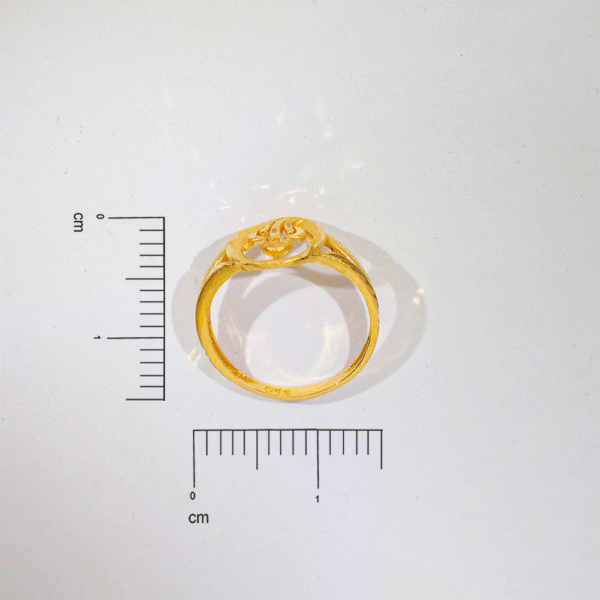 Unique And Fancy Ladies Gold Ring - Image 6