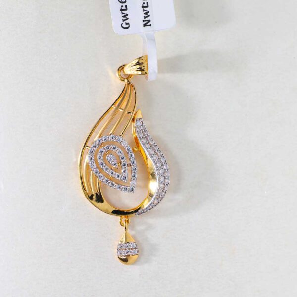 TwinkleFlare Pendent Set - Image 2