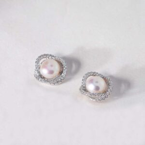 Radiant Shell Pearl Studs