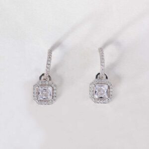 Pearl Flare Stud Earrings