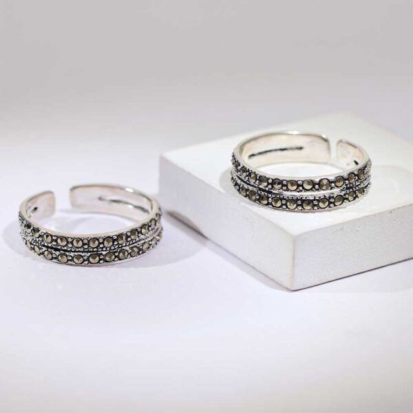 Everyday Shine Toe Rings - Image 6