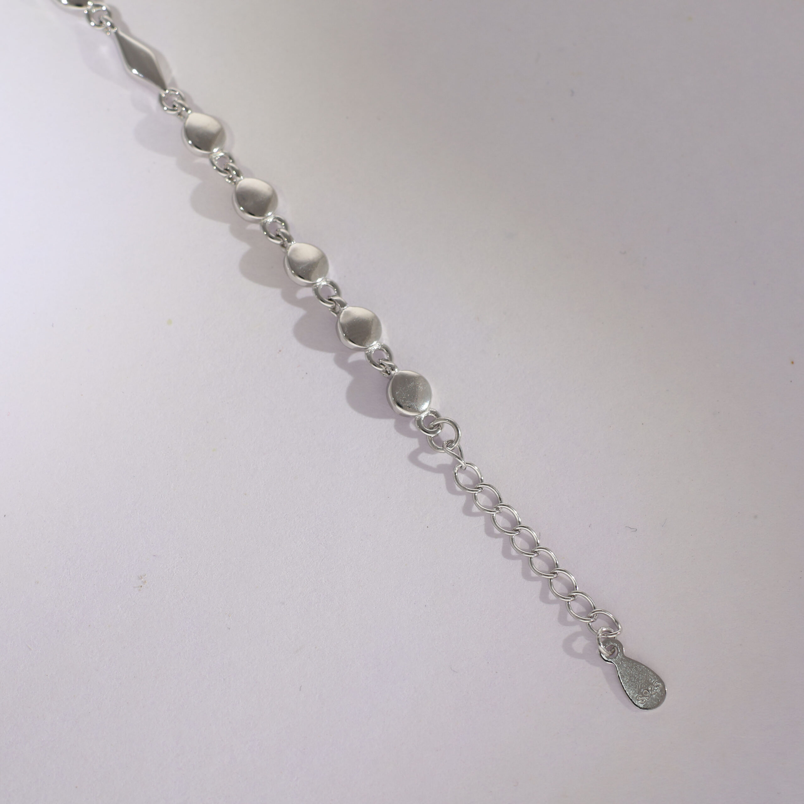 Lumi Clover Bracelet - Image 7