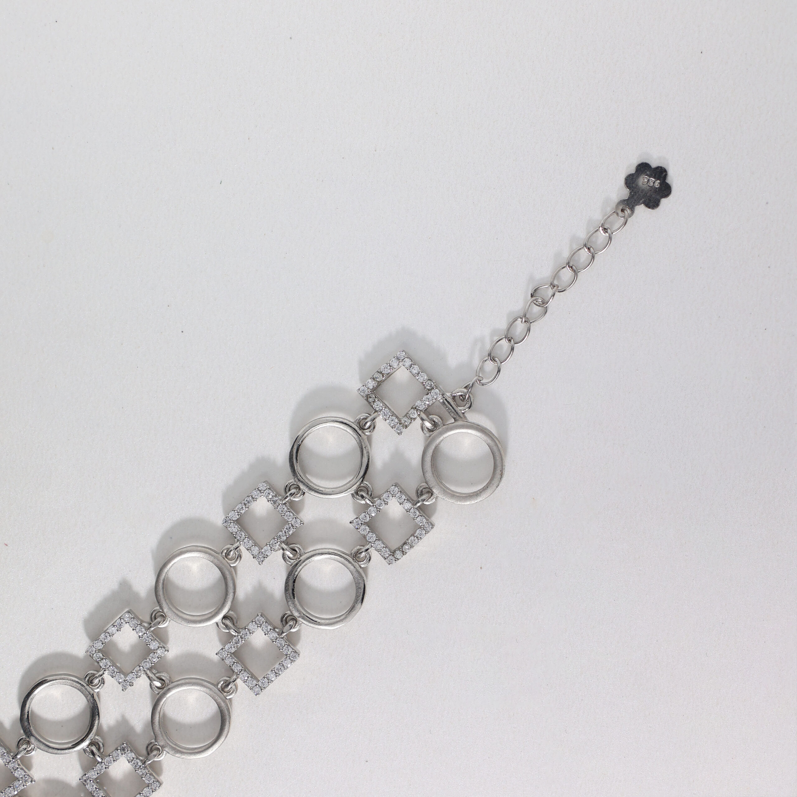 Spark Link Solitaire Bracelet - Image 3