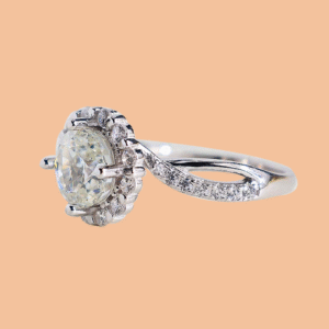 Solitaire ring
