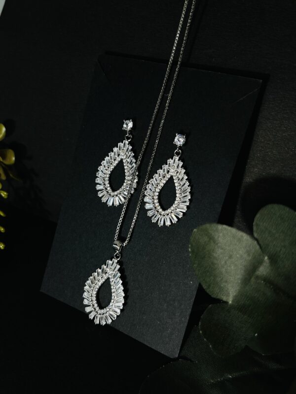 Silver Teardrop Set - Image 5