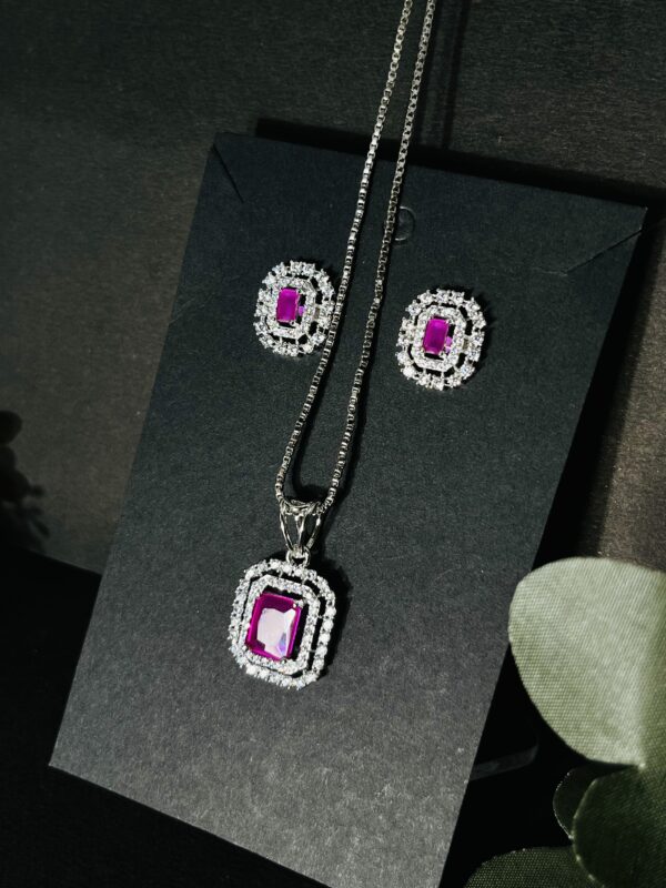 Ruby Halo Elegance Set - Image 6