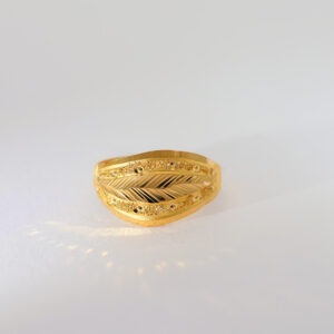 Gold Art Ladies Ring