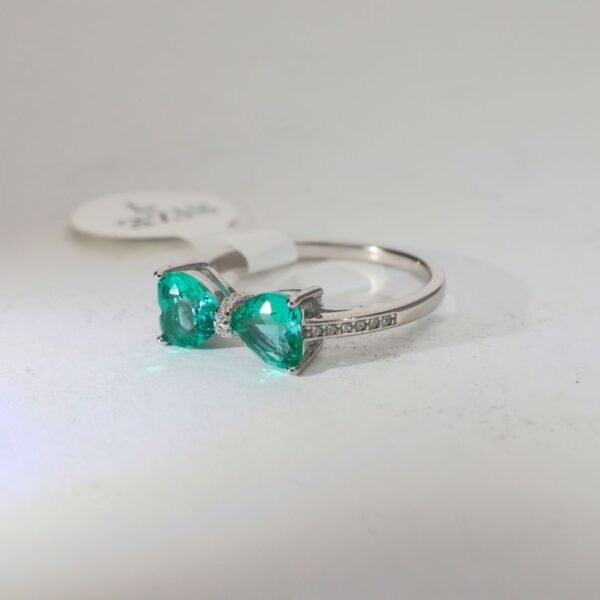 TwinkleTide Bow Band Diamond Ring - Image 4