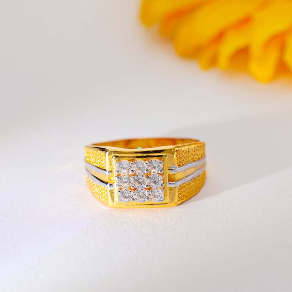 Crown Spark Gents Stone Ring - Image 4