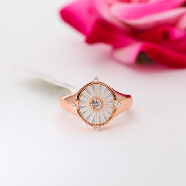 Radiant Rosegold Ring - Image 5