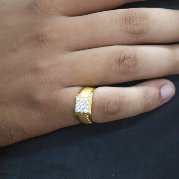 Square Royale Gents Stone Ring - Image 3