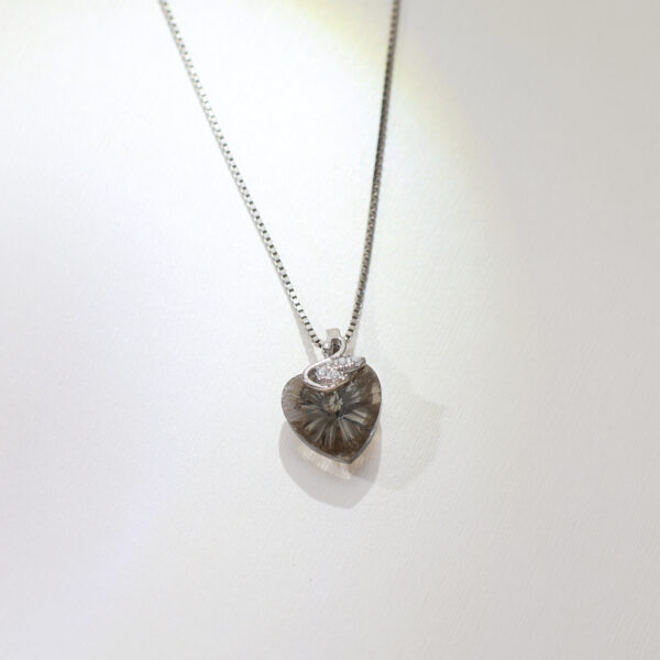 Elegant Silver Heart Pendant - Image 5