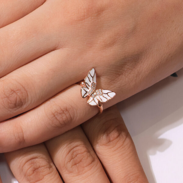 Rosegold Noir Butterfly Ring