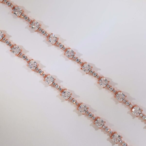 Starluxe Solitaire Rosegold Necklace - Image 4