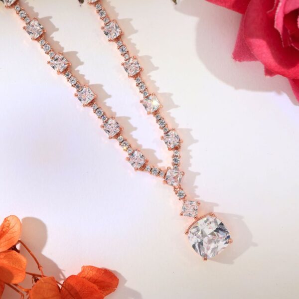 Starluxe Solitaire Rosegold Necklace - Image 6