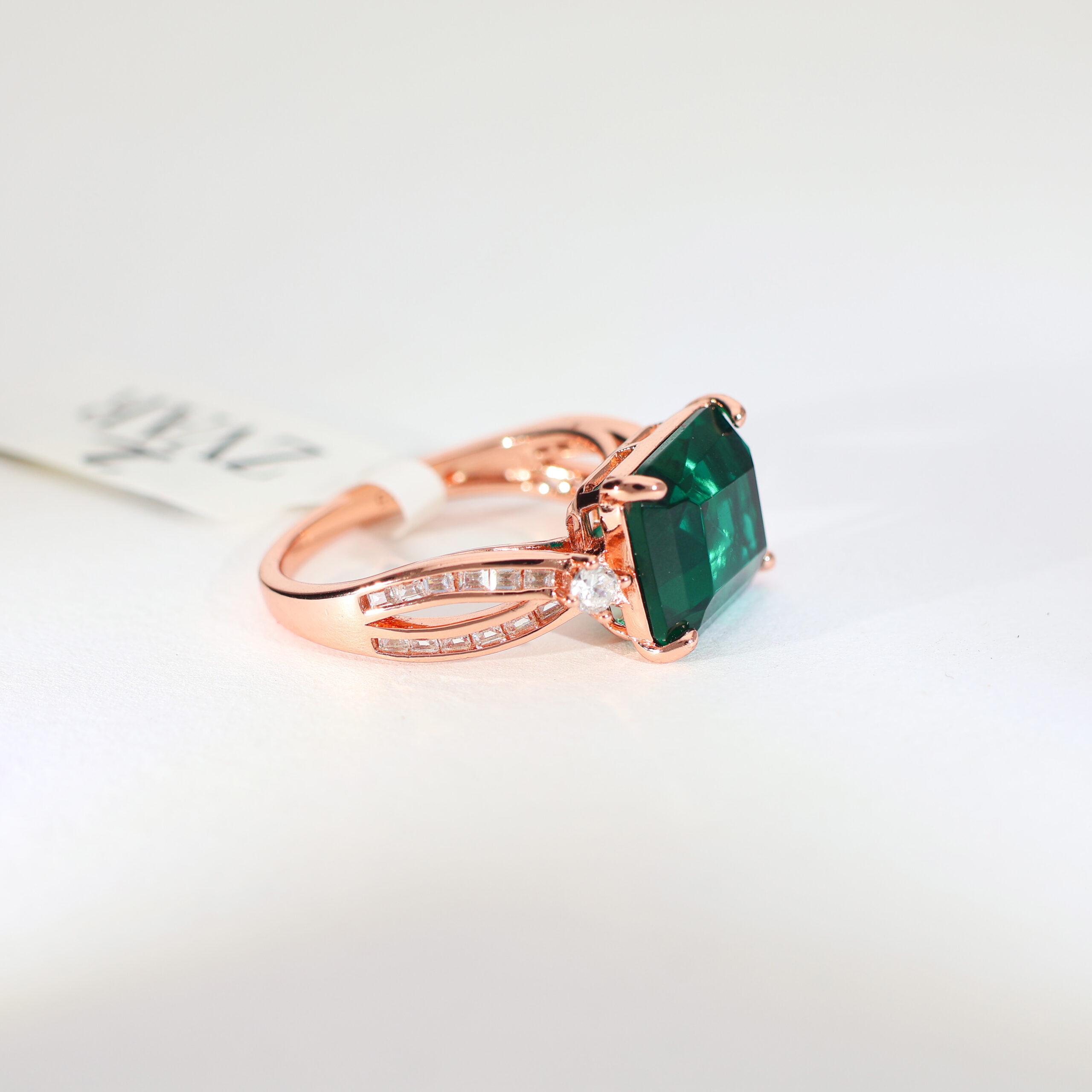 Verdant Promise Rosegold Ring - Image 3