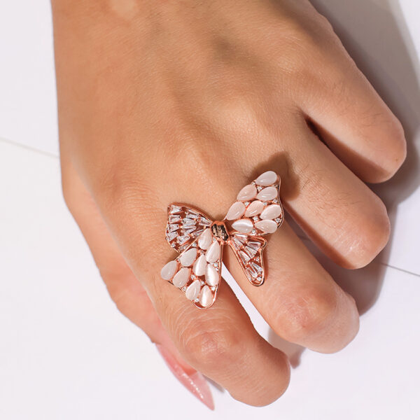 Moonbow Luxe Rosegold Ring