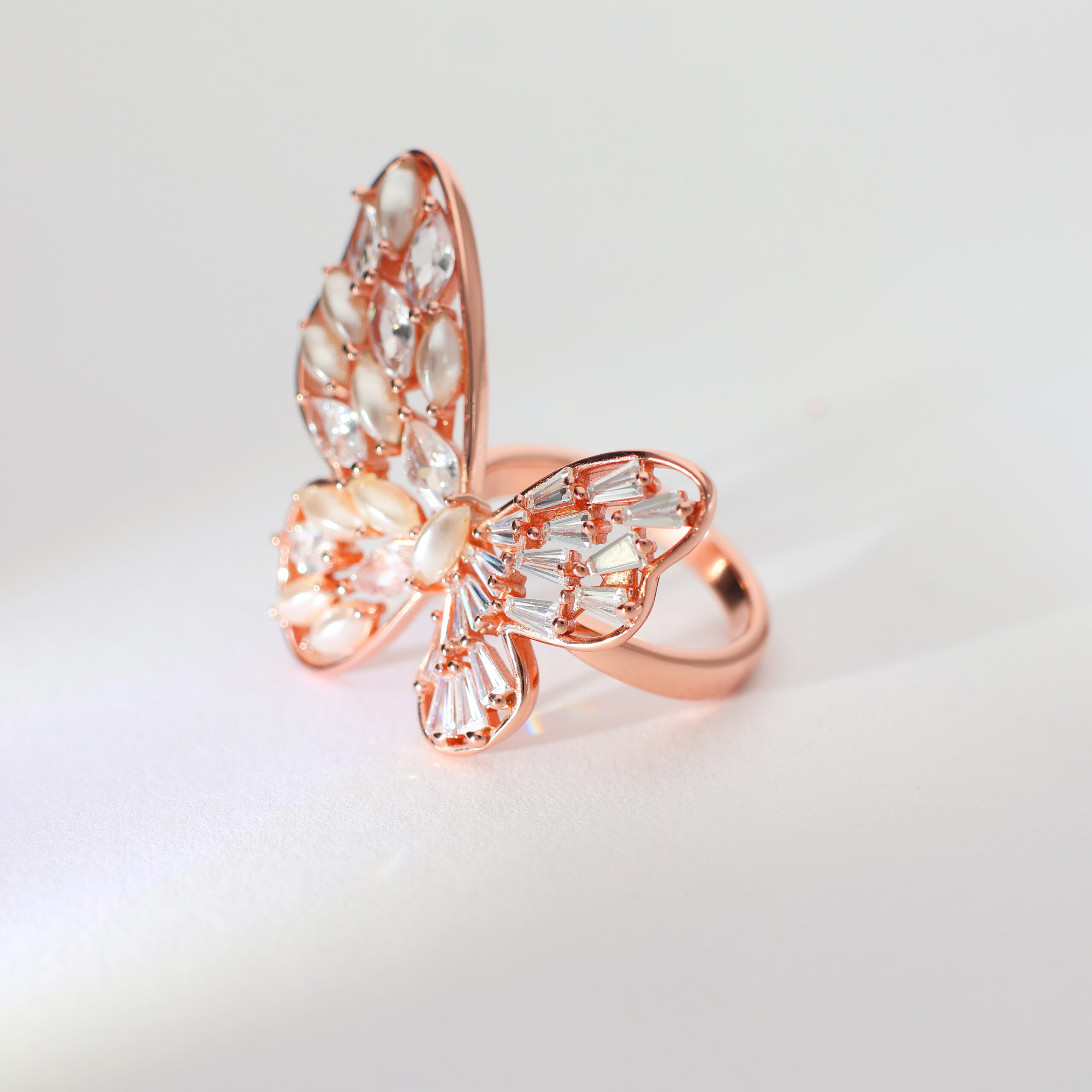 PearlWings Elegance Rosegold Ring - Image 3