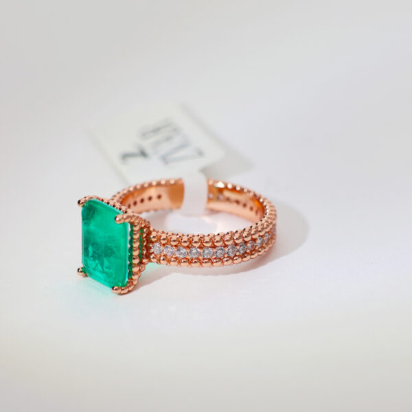 EverGlow Classic Rosegold Ring - Image 4