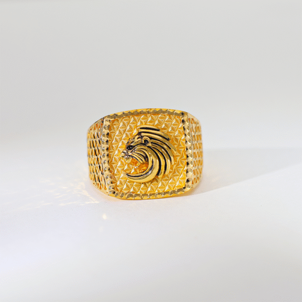 The Apex Mane Ring - Image 2