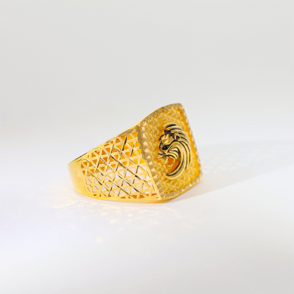 The Apex Mane Ring - Image 4