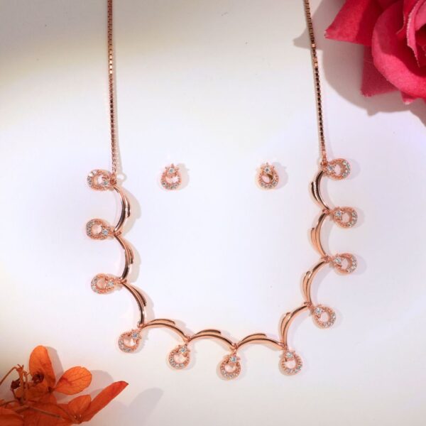 DuskPetal Bloom Rosegold Pandent Set