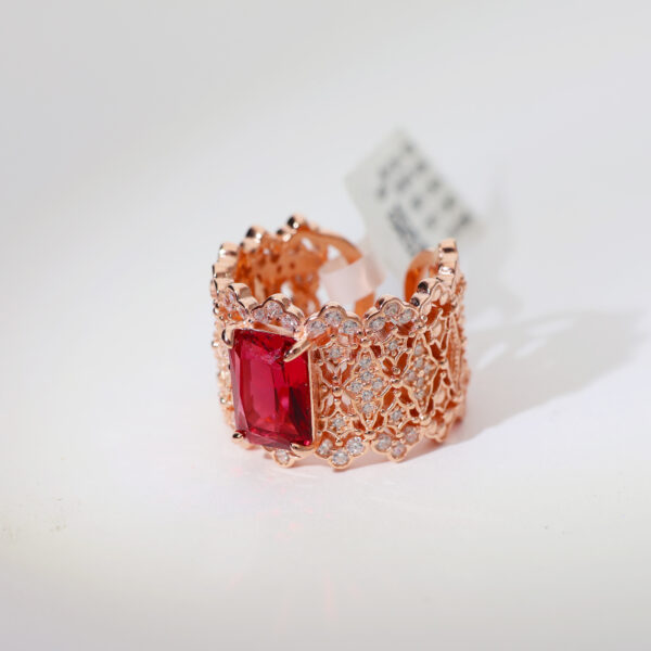 Rosaria Crown Rosegold Ring - Image 4