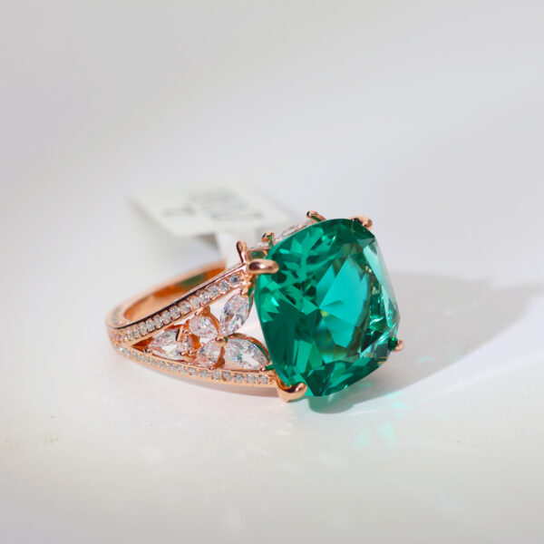 Forest Whisper Rosegold Ring - Image 5