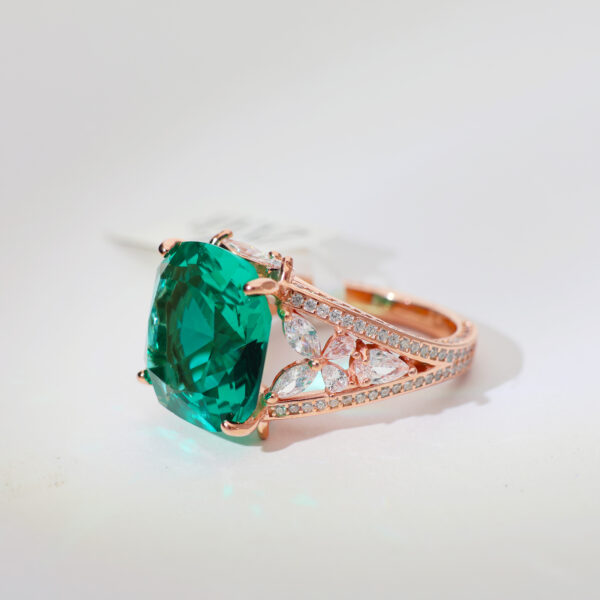 Forest Whisper Rosegold Ring - Image 4