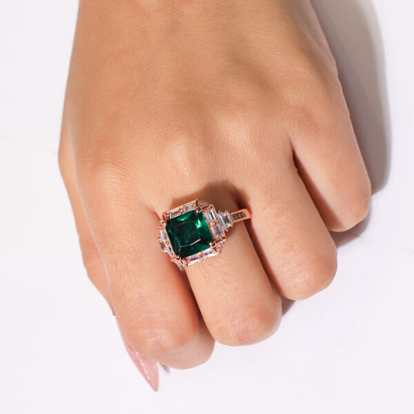 GlintEmerald Rosegold Ring