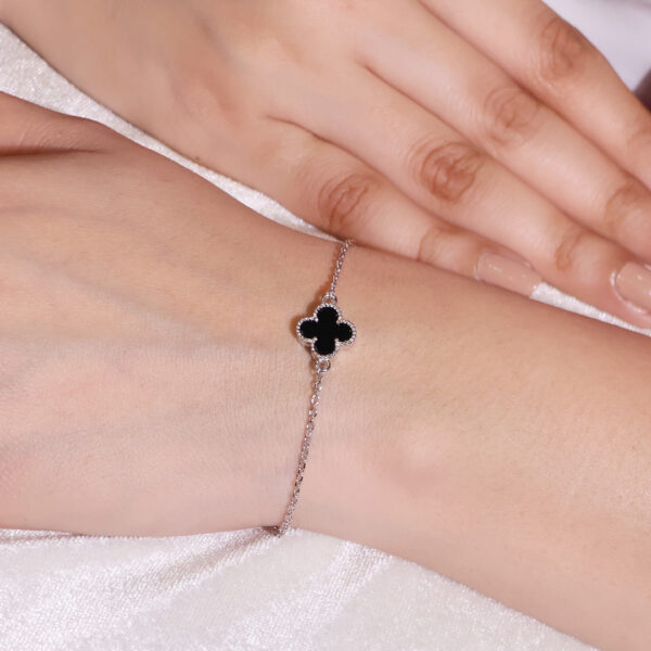 Midnight Clover Necklace Set - Image 5