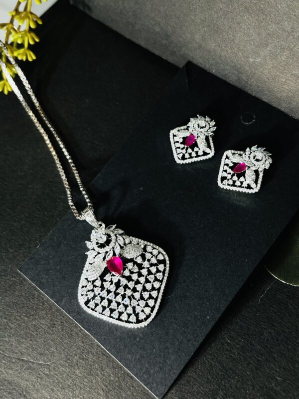 Ruby Spark Set - Image 4