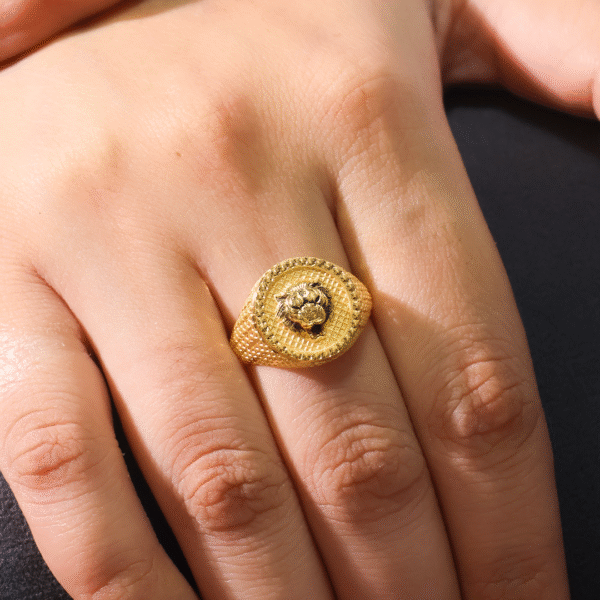 The Golden Monarch Ring - Image 3