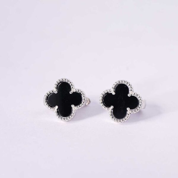 Midnight Clover Necklace Set - Image 8