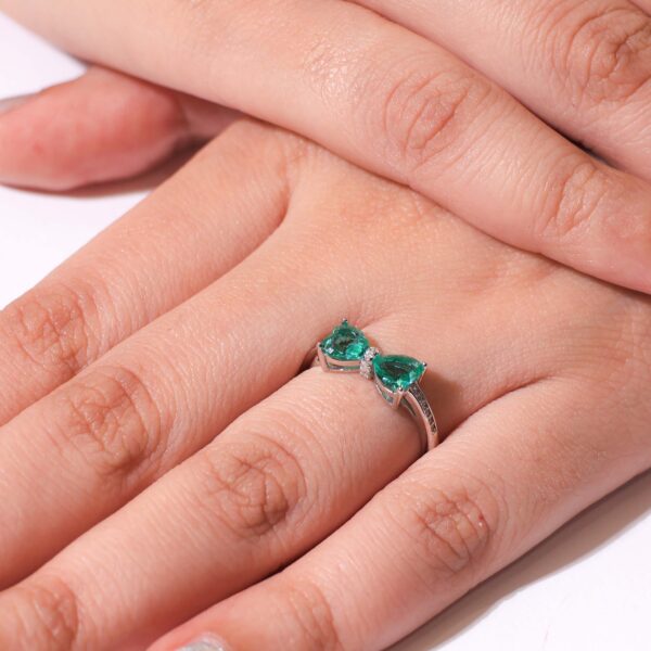 TwinkleTide Bow Band Diamond Ring