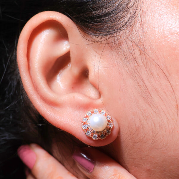 LustreDaisy Rosegold Earrings - Image 4