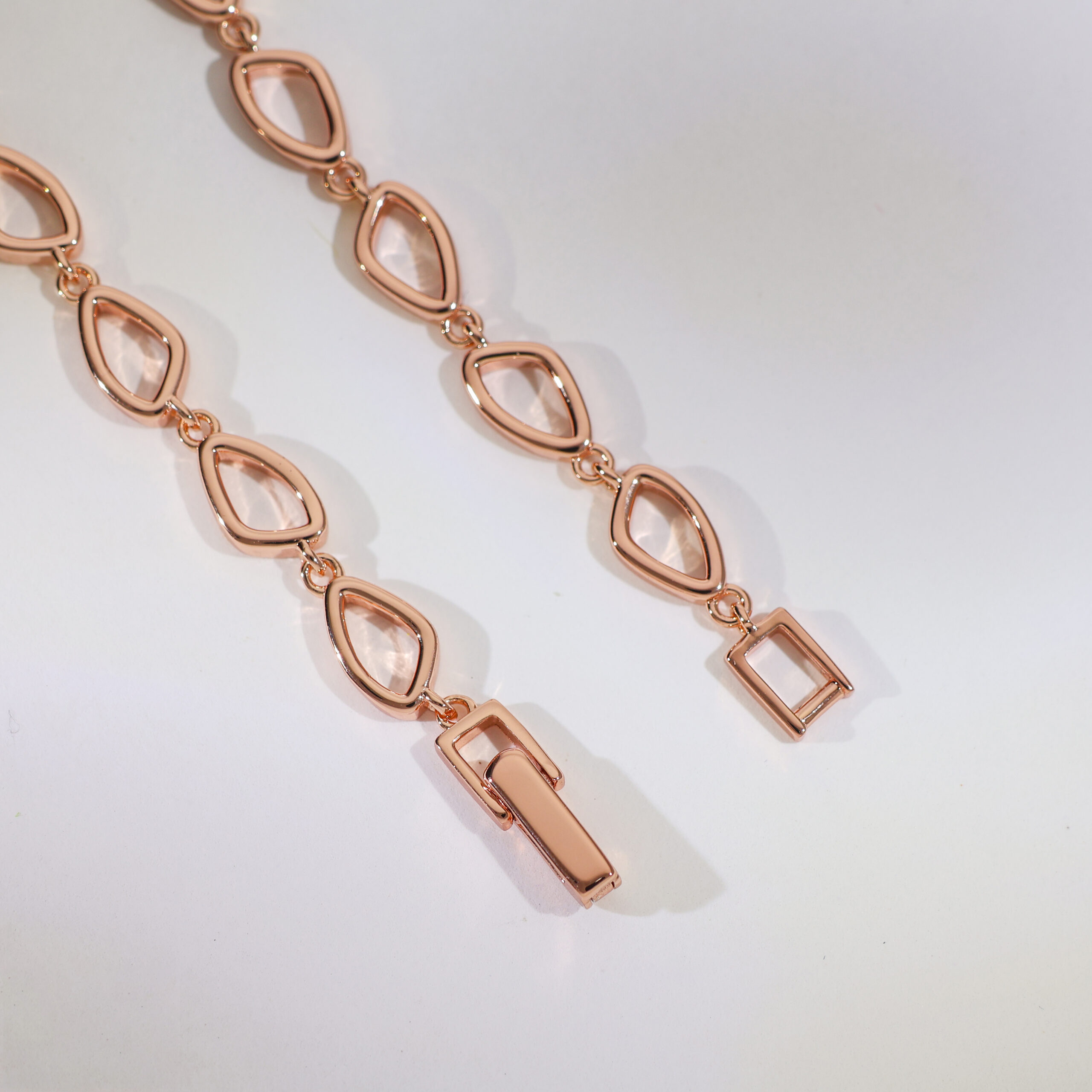 PinkLuxe Rosegold Bracelet - Image 4