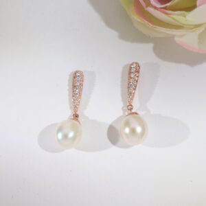 TwilightDrop Rosegold Earrings