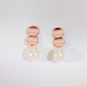 GlowDot Pearl Rosegold Earrings