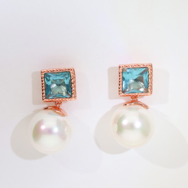 SeaBliss Pearl Rosegold Earrings - Image 2