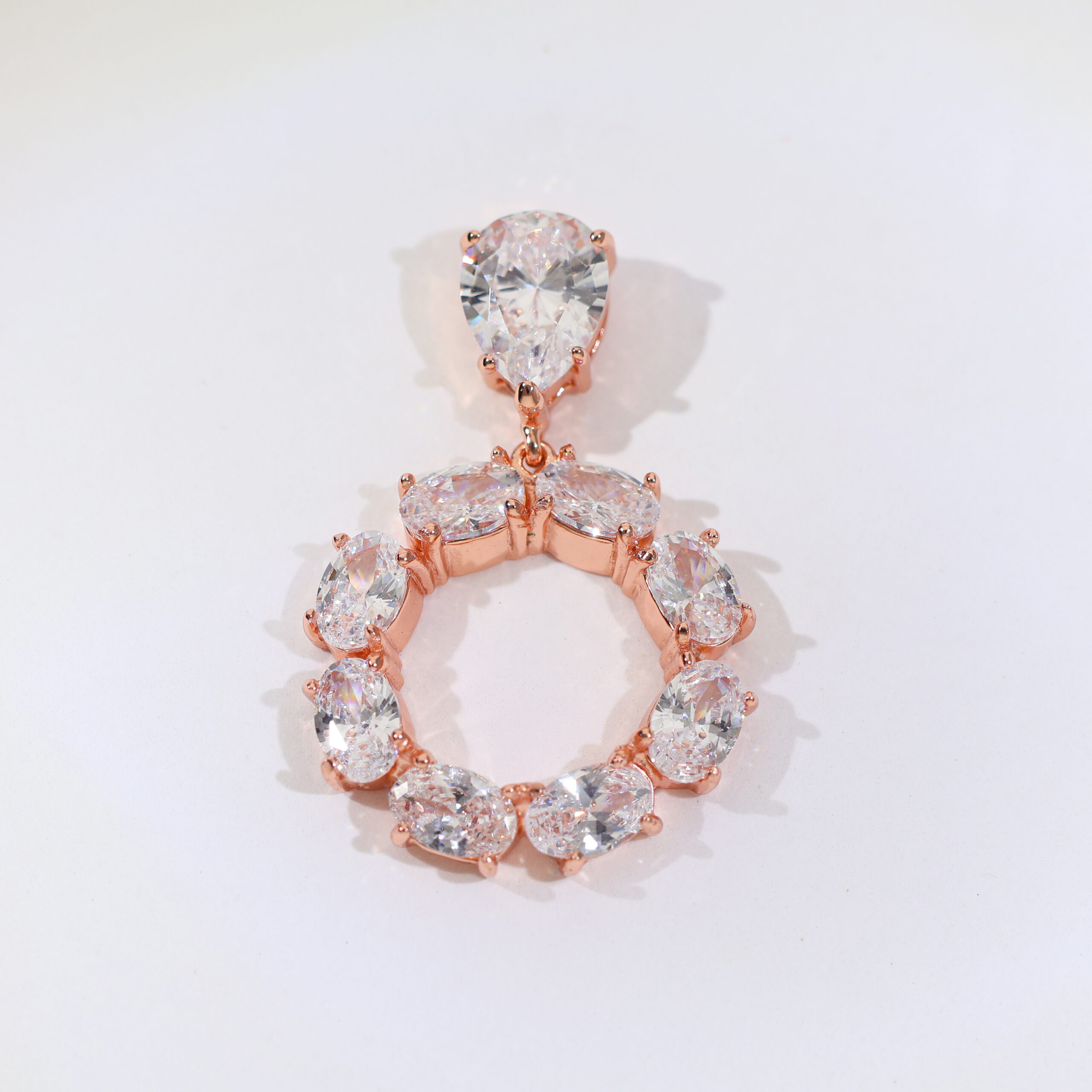 GloryGlow Rosegold Earrings - Image 3