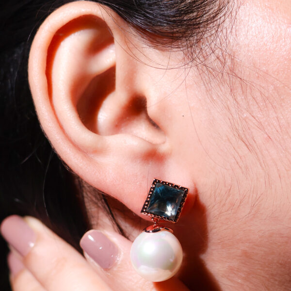SeaBliss Pearl Rosegold Earrings - Image 4