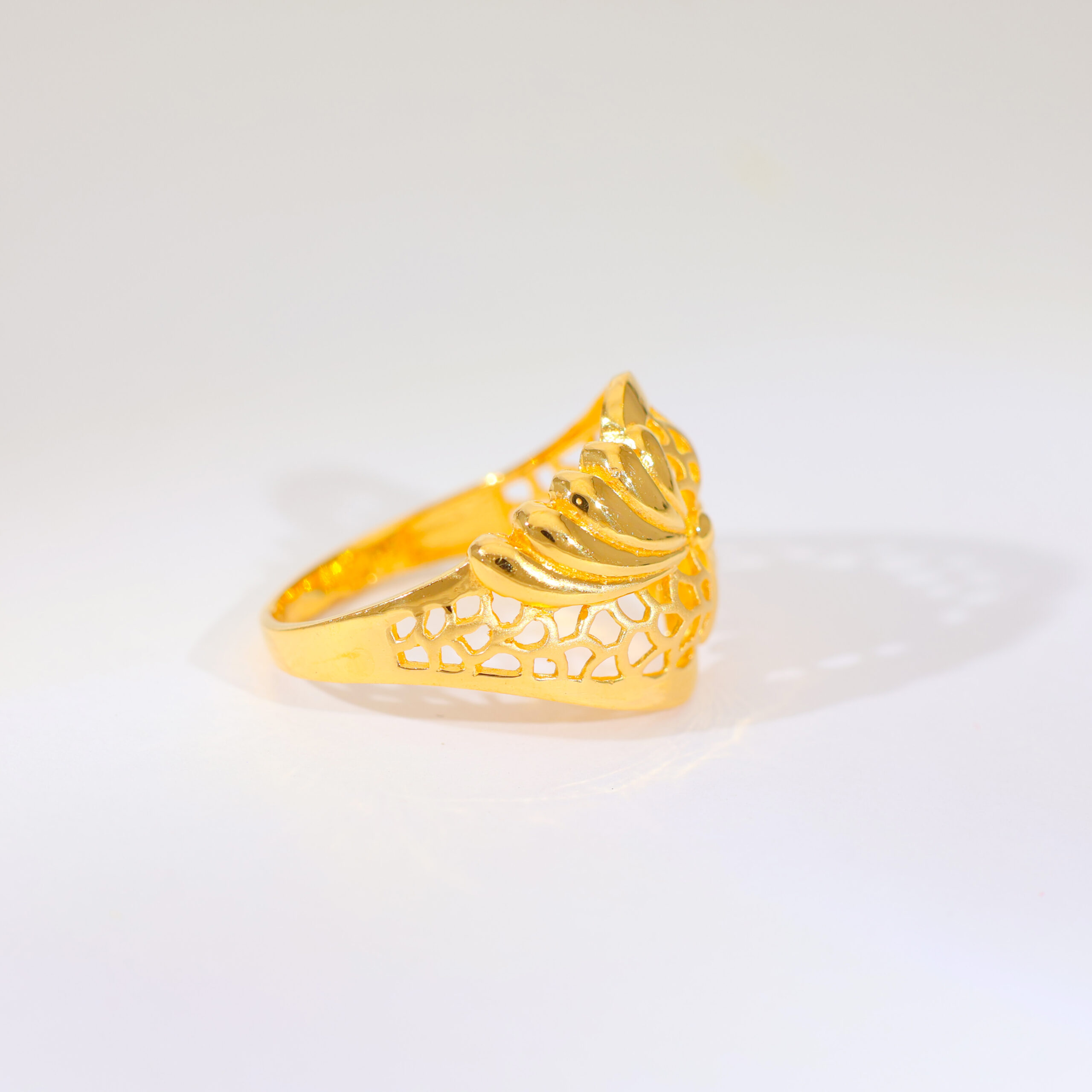 Lustre Weave Ladies Gold Ring - Image 2