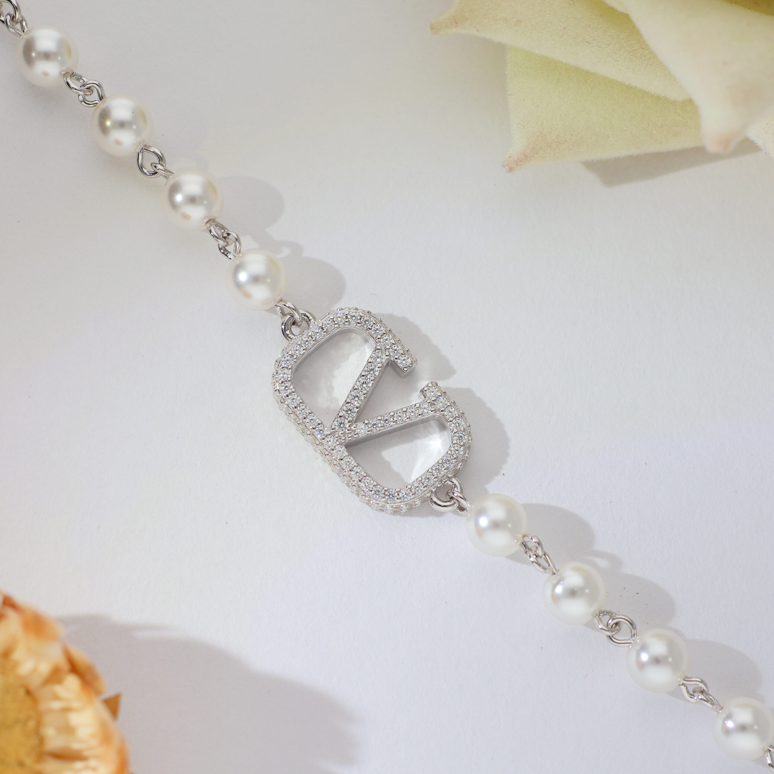 Classic Pearl Monogram Silver Bracelet - Image 5
